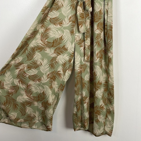 June & Hudson sleeveless V neck tree branch leave sage green tie belt jumpsuit 1 - Picture 3 of 10